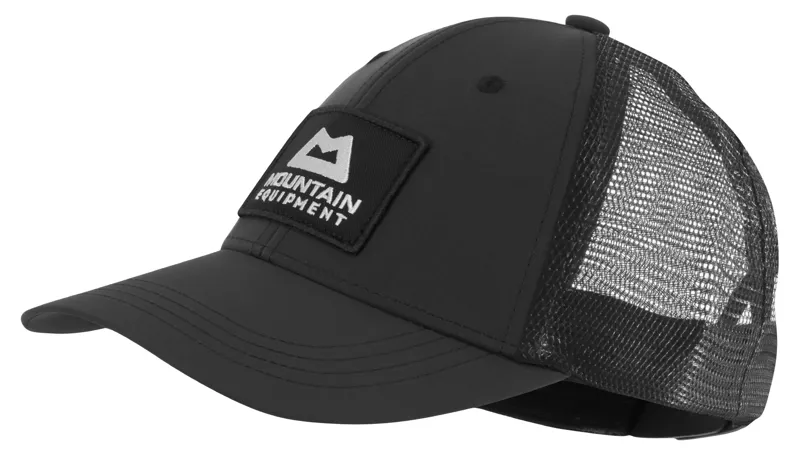 Mountain Equipment Strath Cap in Black
