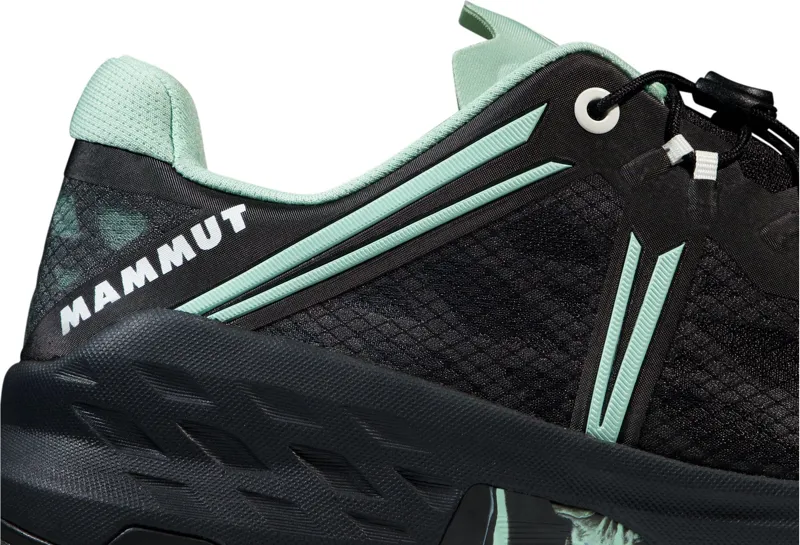 Mammut Men's Sertig TR Low in Black/Neo Mint-4