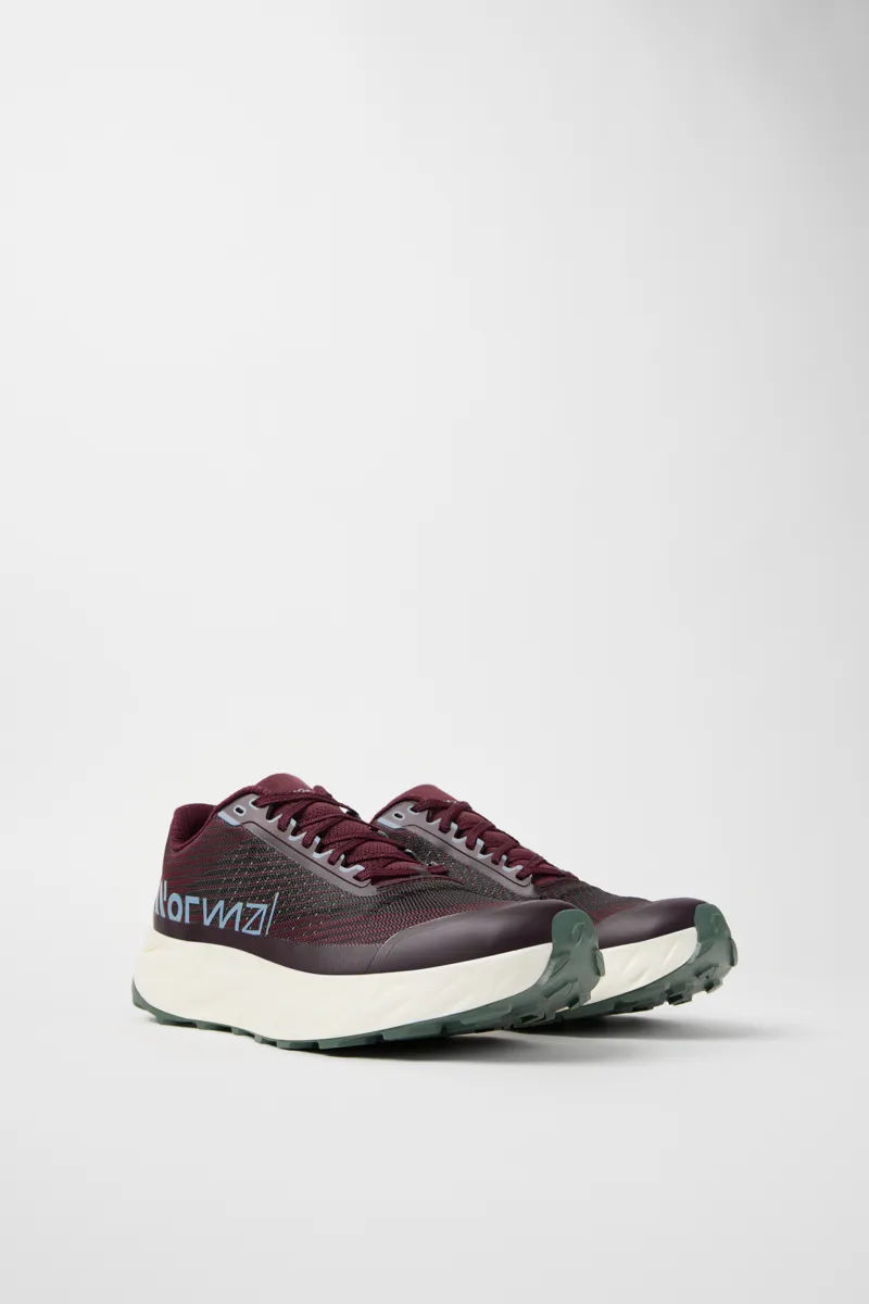 NNormal Kjerag 2.0 Shoe in Red-2