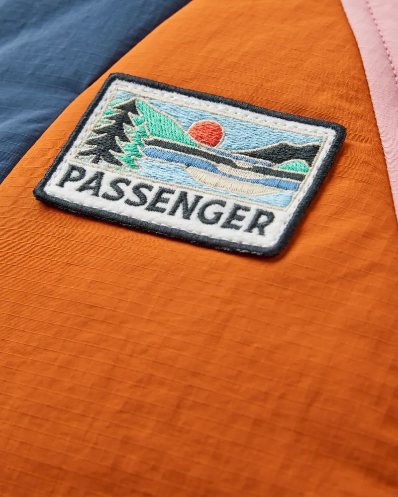 Passenger Women's Ocean 2.0 Recycled Insulated 1/2 Zip Jacket in Dark Denim/Sunset Orange-3