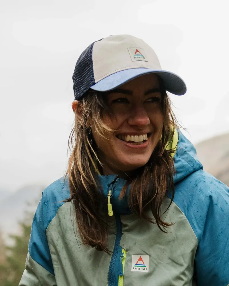 Passenger Heritage Mesh and Snapback Cap in Cornflower-5