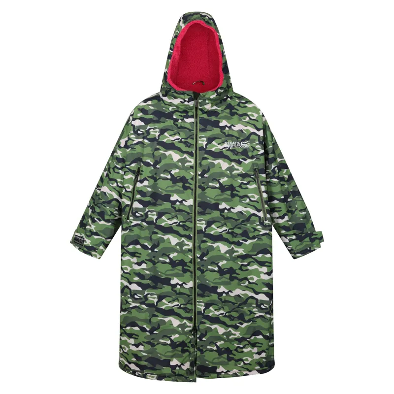 Regatta Adult Waterproof Changing Robe in Cactus Camouflage