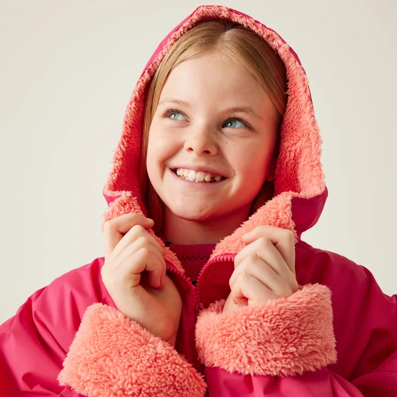 Regatta Junior Waterproof Changing Robe in Pink Potion/Shell Pink-7