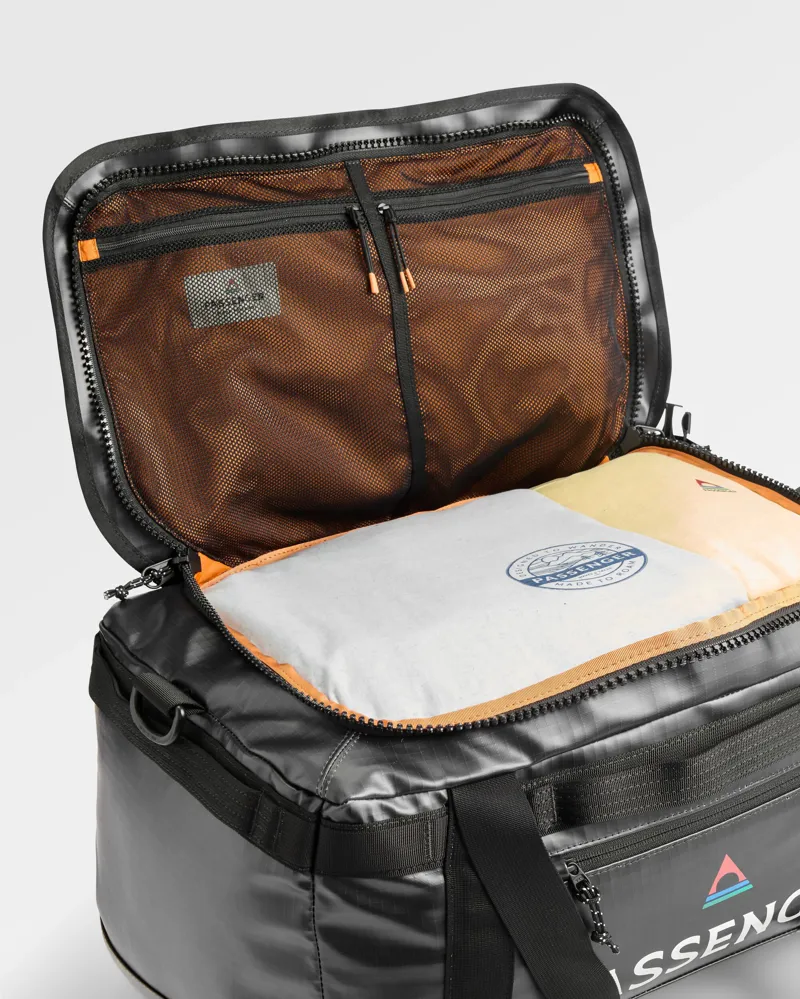 Passenger Roamer Recycled 40L Duffel Bag in Phantom Black-11