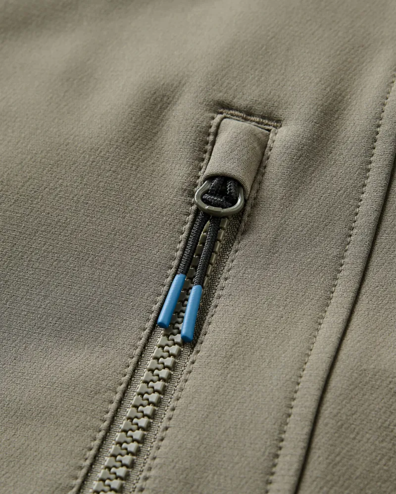 Passenger Men's Roamer Recycled Softshell Jacket in Dark Denim/Dusty Olive-5