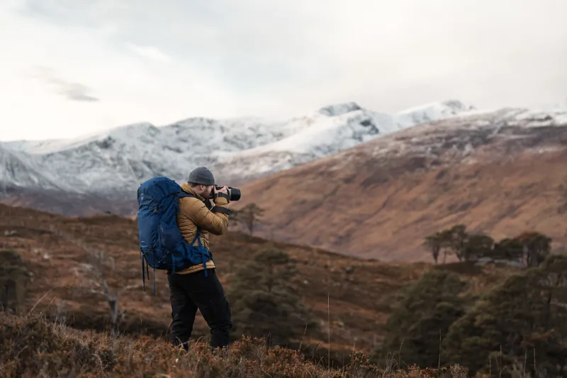Osprey Rook 50 in Astology Blue/Blue Flame -9