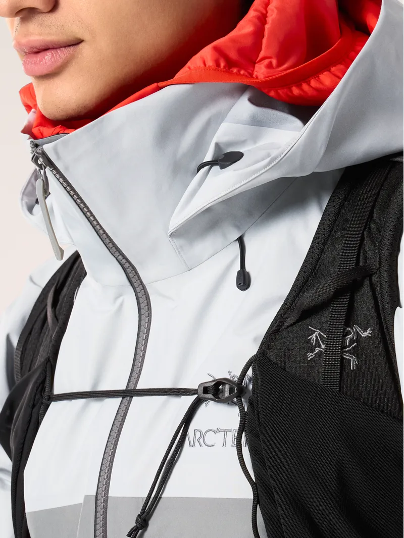 Arc'teryx Men's Beta AR Jacket in Solitude/Void-5