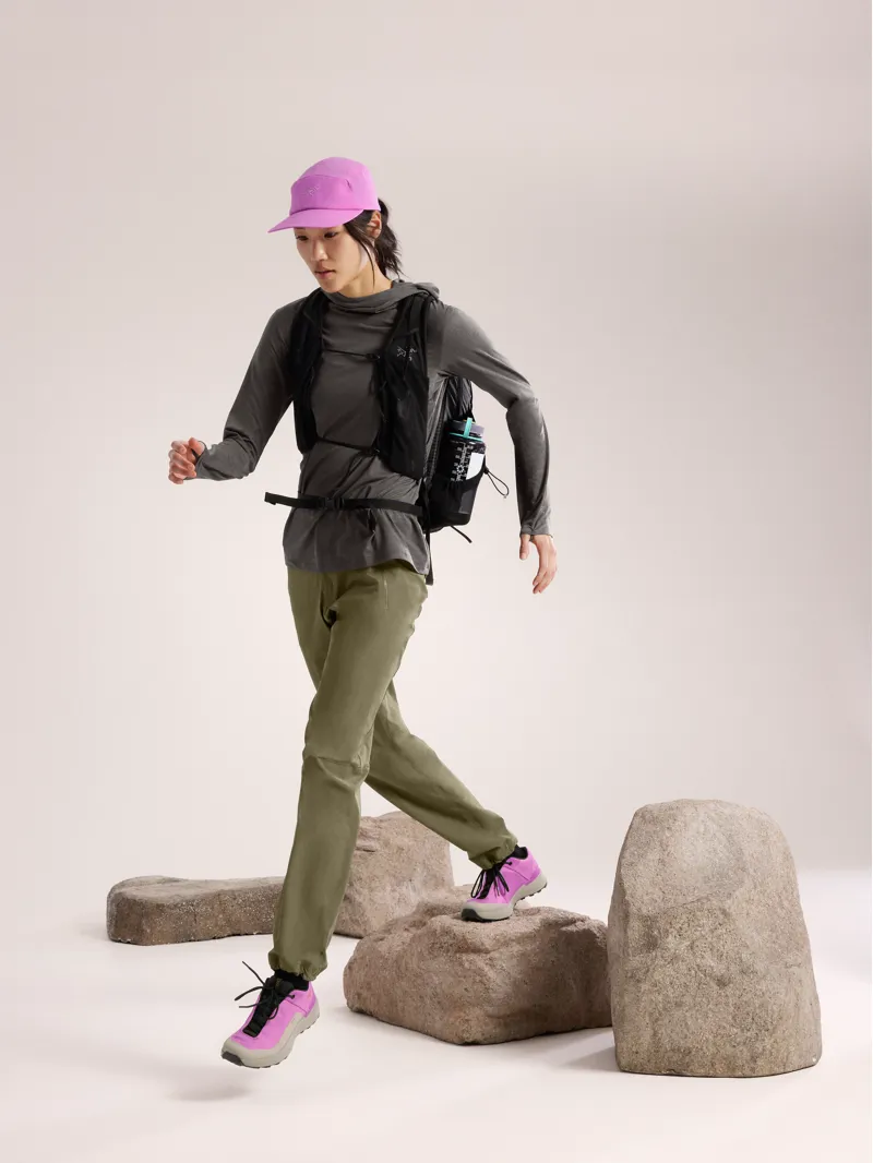 Arc'teryx Women's Taema Hoody in Black Heather-6