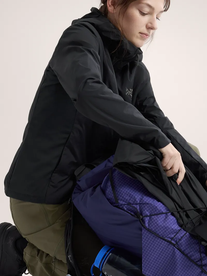 Arc'teryx Women's Atom SL Hoody in Black-8