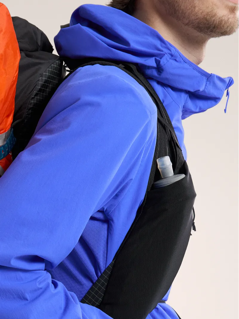 Arc'teryx Men's Atom SL Hoody in Electra-8