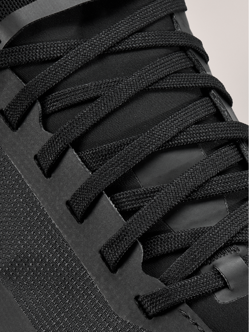 Arc'teryx Men's Sylan GTX in Black-4