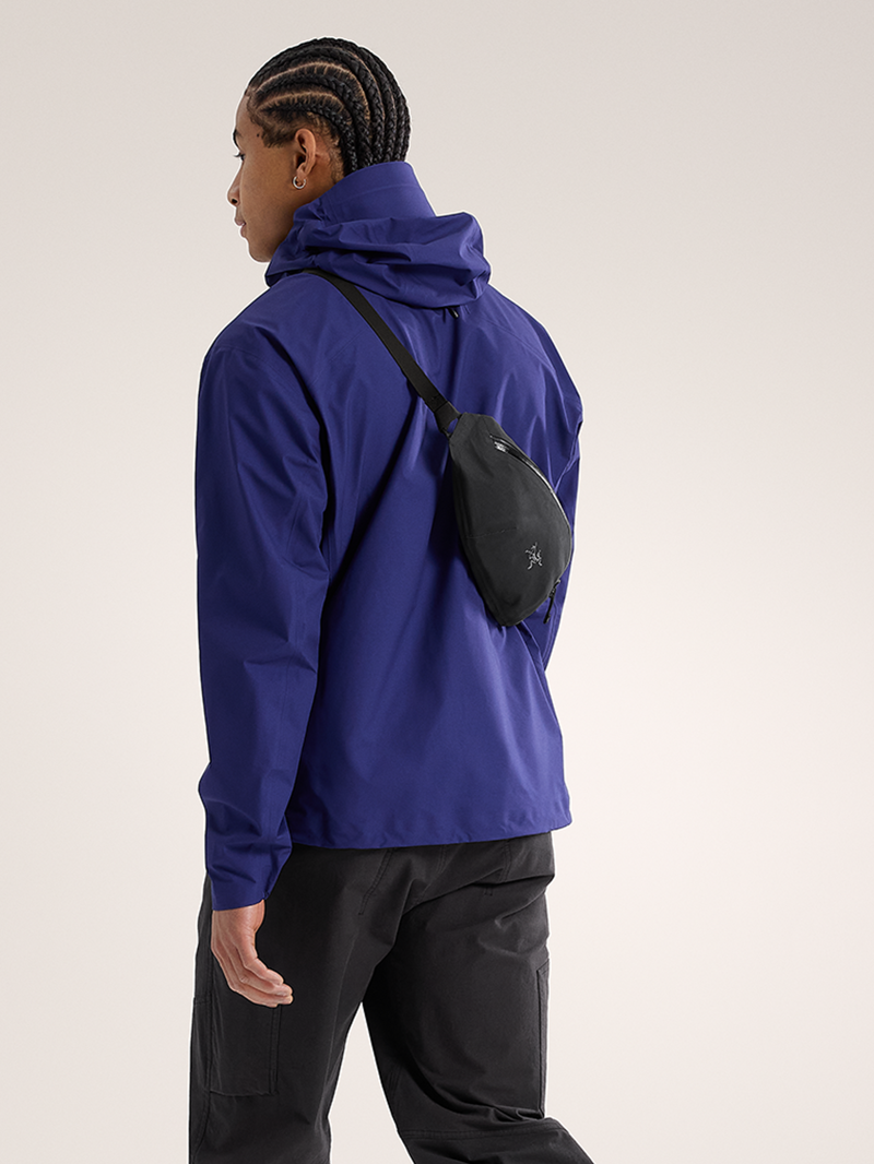 Arc'teryx Granville Crossbody Pack in Black-5