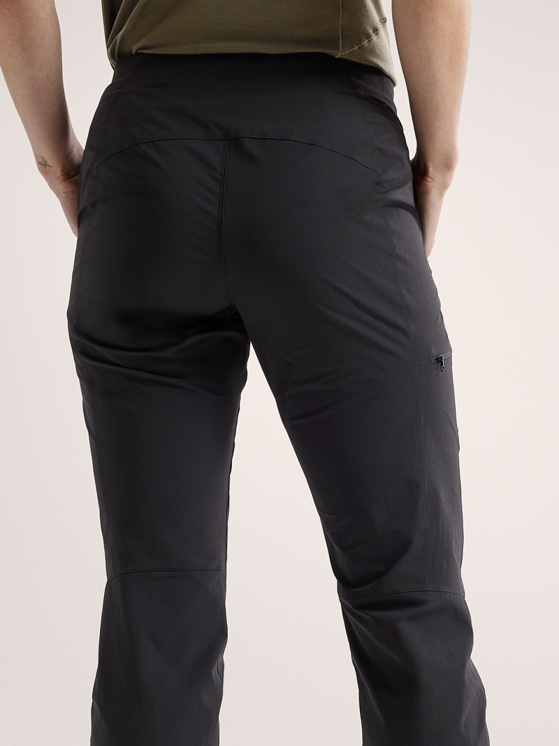 Arc'teryx Women's Gamma SL Pants in Black-2