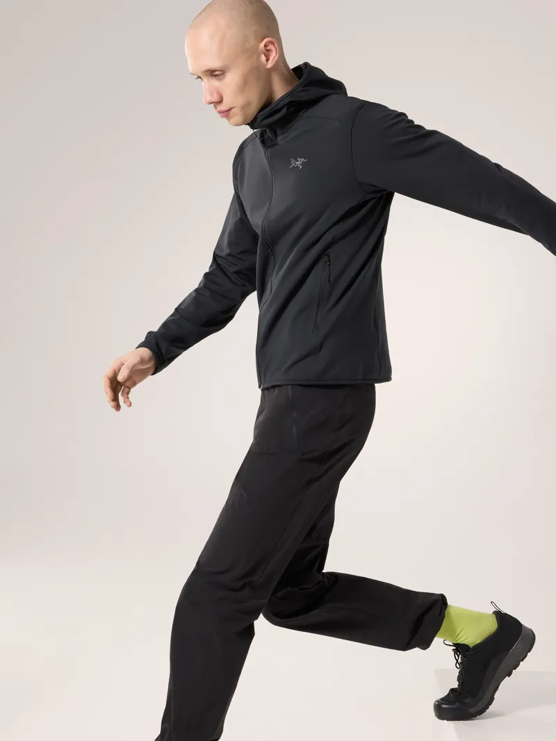 Arc'teryx Men's Kyanite Lightweight Hoody in Black-5