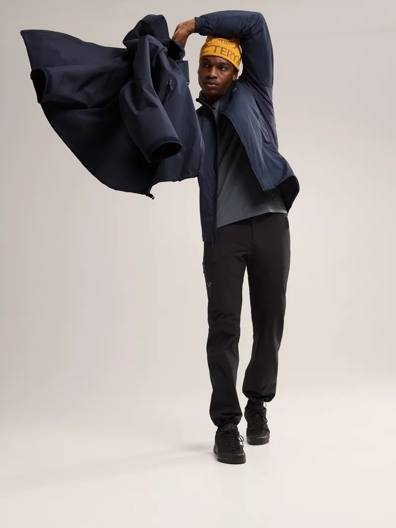 Arc'teryx Men's Beta AR Jacket in Black Sapphire-2