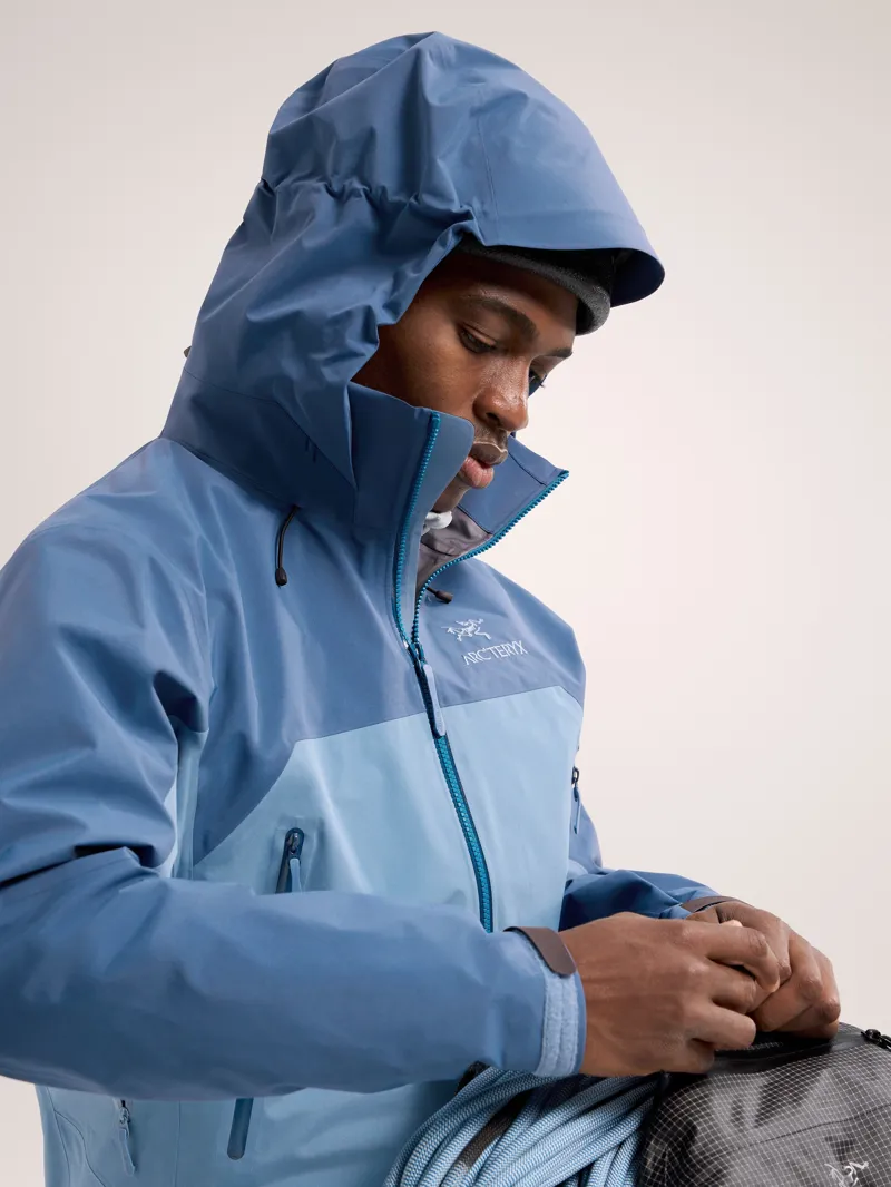 Arc'teryx Men's Beta AR Jacket in Stone Wash/Dark Stone Wash