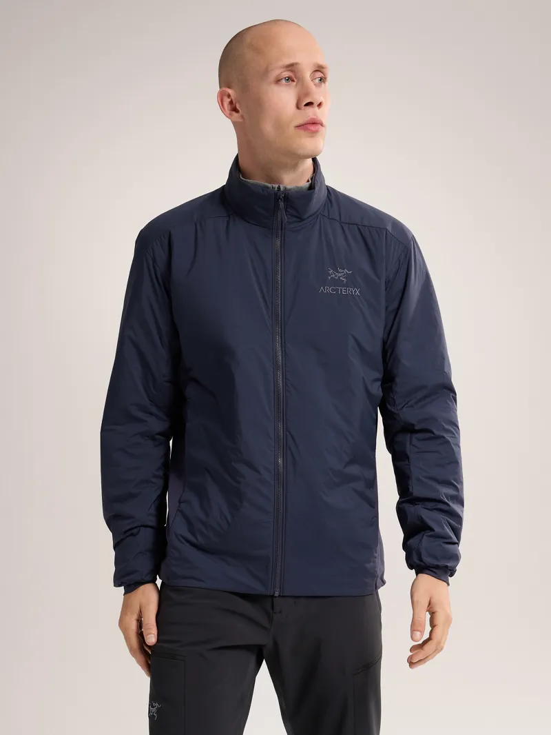 Arc'teryx Men's Atom Jacket in Black Sapphire-2