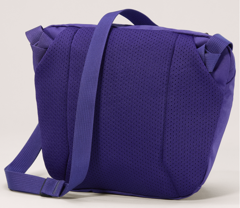 Arc'teryx Mantis 2 Waist Pack in Soulsonic/Electra-1