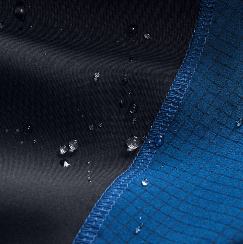 Berghaus Men's Wavertree Shorts in Black-7