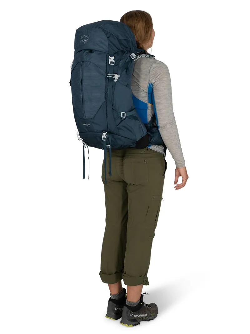 Osprey Sirrus 44 in Muted Space Blue -6