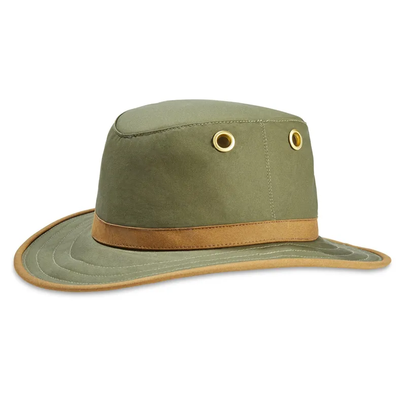 Tilley Unisex TWC7 Outback Hat in Green/British Tan
