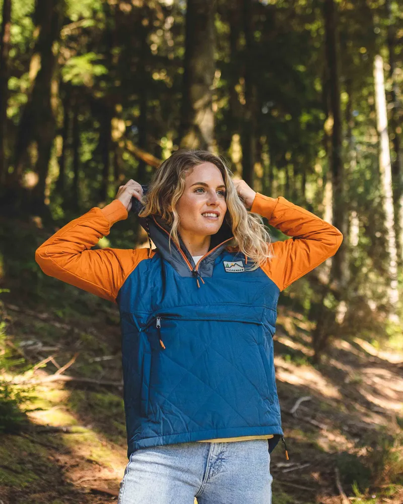 Passenger Women's Ocean Recycled Insulated 1/2 Zip Jacket in Ensign Blue-5