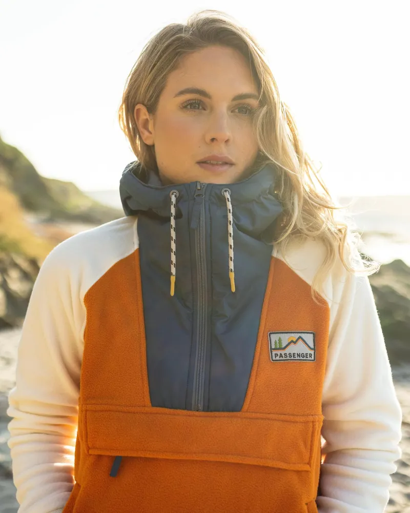 Passenger Women's Alexander Recycled Polar Hooded Fleece in Sunrise Orange-9