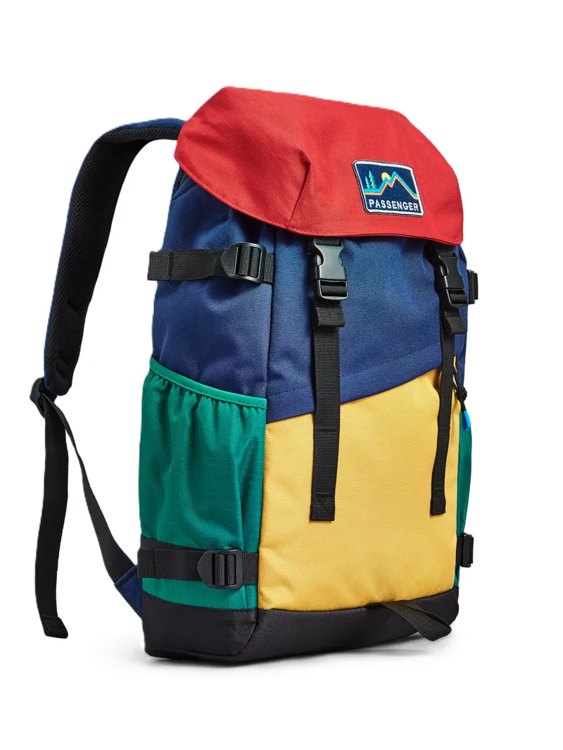 Passenger Boondocker Recycled 26L Backpack in Primary