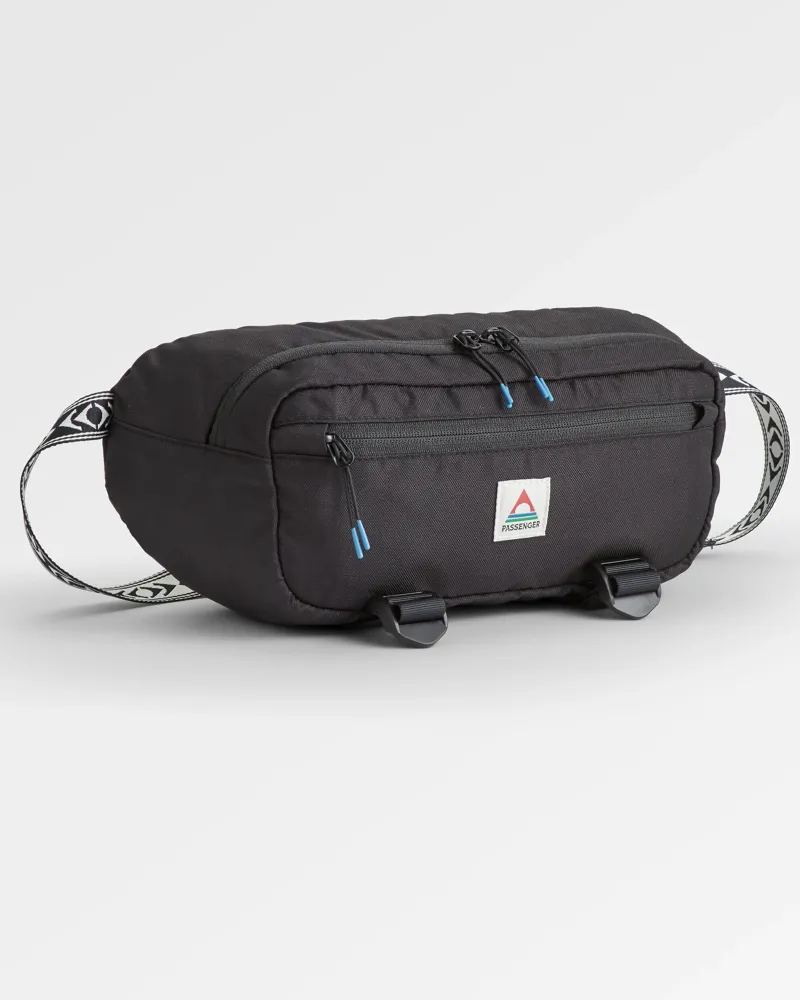 Passenger Boondocker Recycled Hip Pack in Black-1