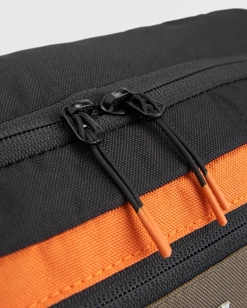 Passenger Boondocker Recycled Hip Pack in Khaki-5