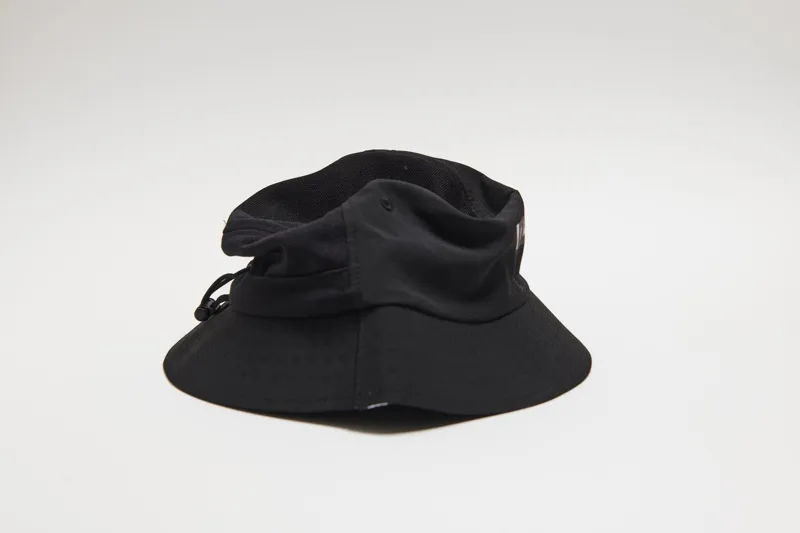 Vaga Adult Feather Bucket Hat in Storm Black-3