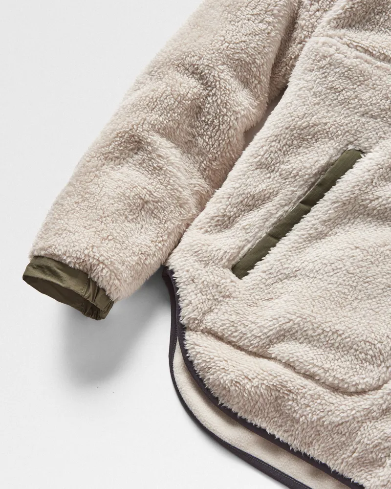 Passenger Women's Beaumont Recycled Sherpa Hooded Fleece in Vintage White-1