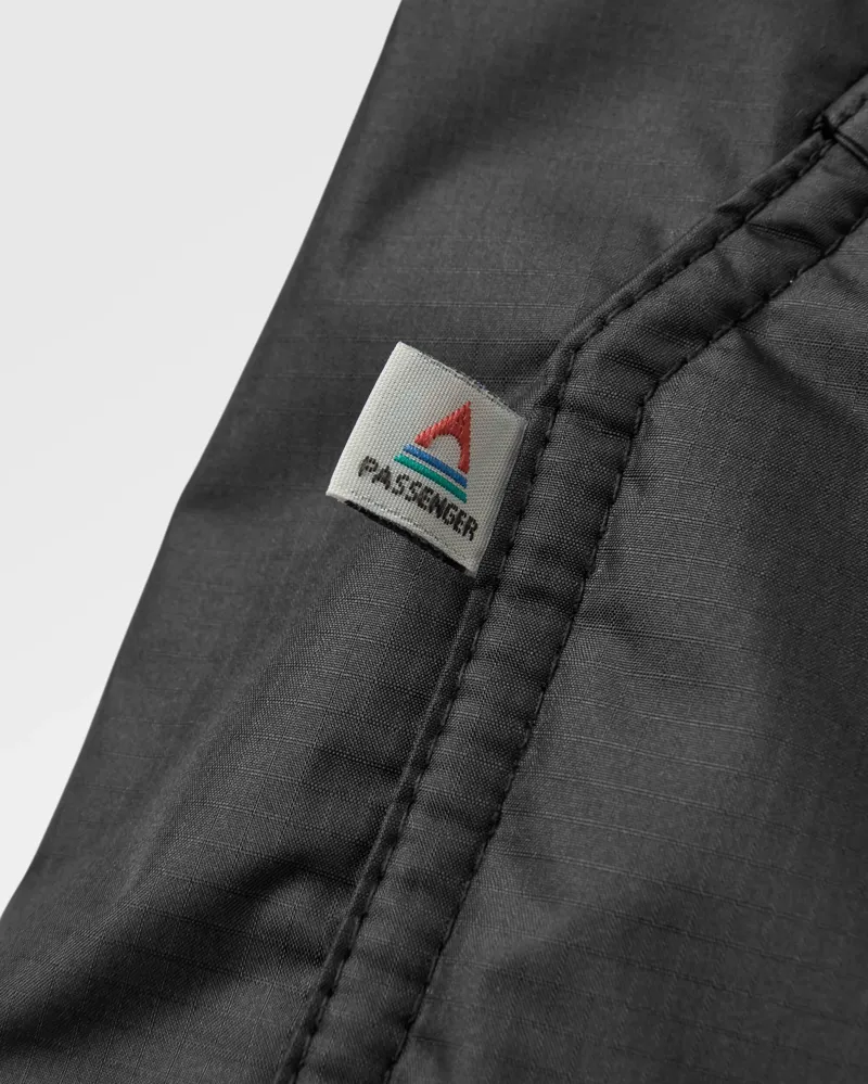 Passenger Waves Recycled Sherpa Lined Changing Robe in Black/Khaki-6