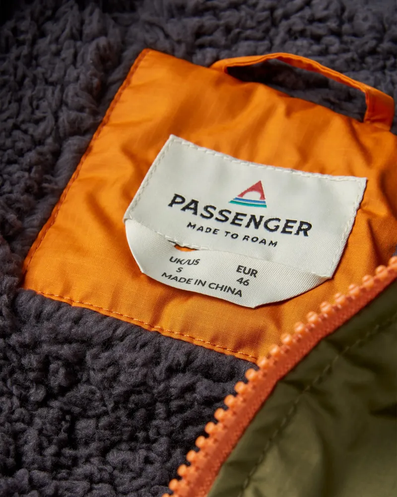 Passenger Waves Recycled Sherpa Lined Changing Robe in Black/Khaki-3