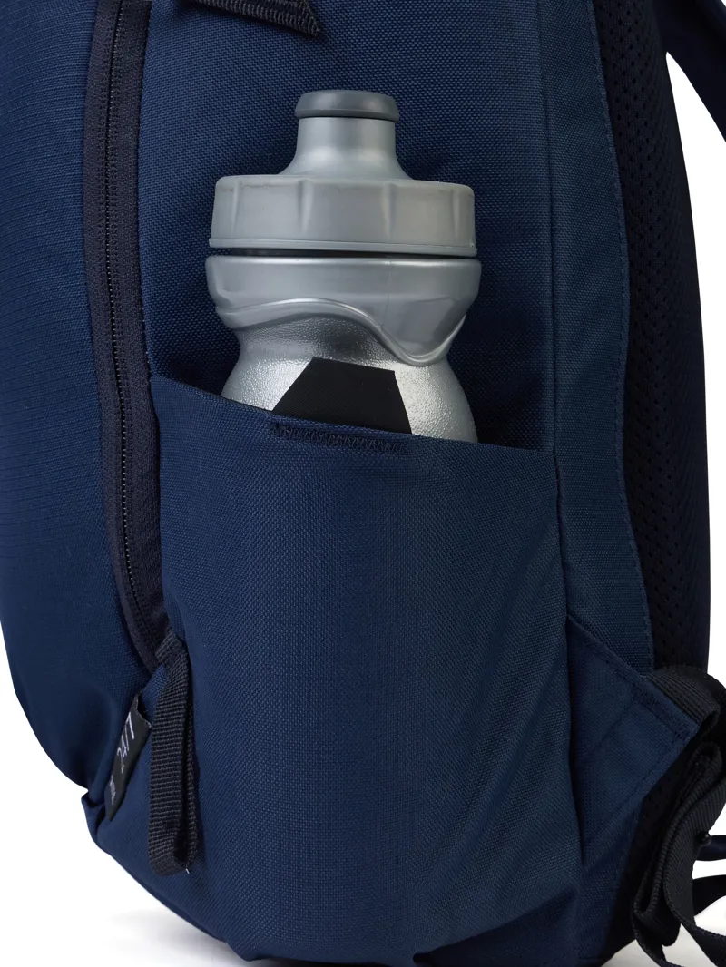 Berghaus 24/7 15 Litre Rucksack in Dark Blue-5