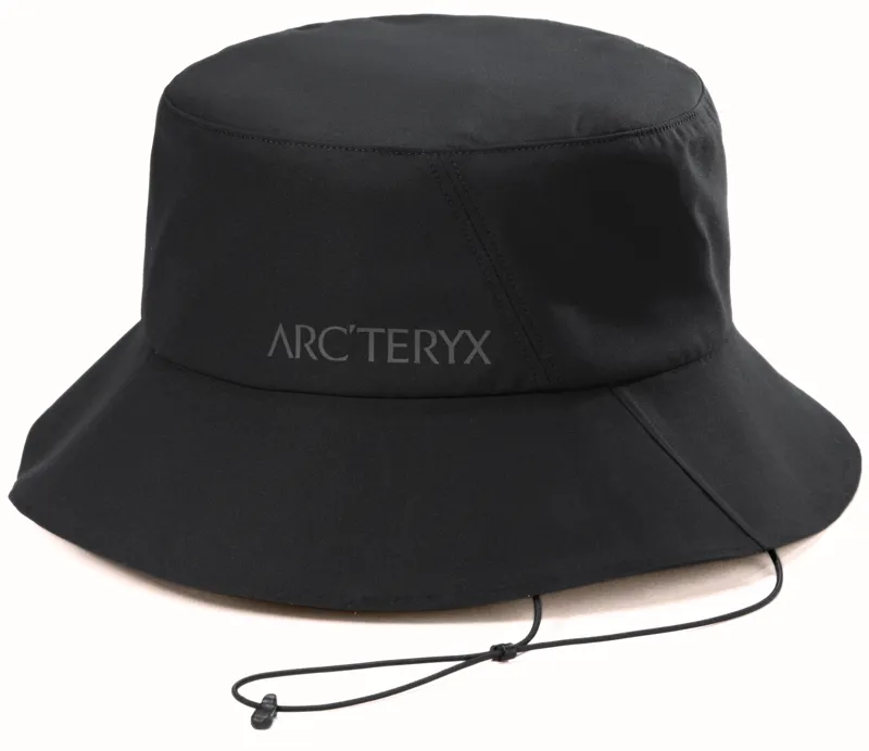 Arc'teryx Sinsolo Bucket Hat in Black