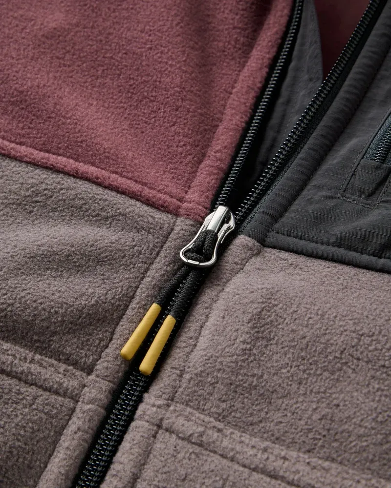 Passenger Men's Woodland Full Zip Hooded Polar Fleece in Brambleberry/Slate Grey-2