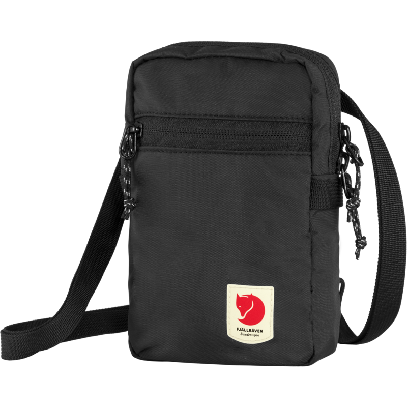 Fjallraven High Coast Pocket in Black-1