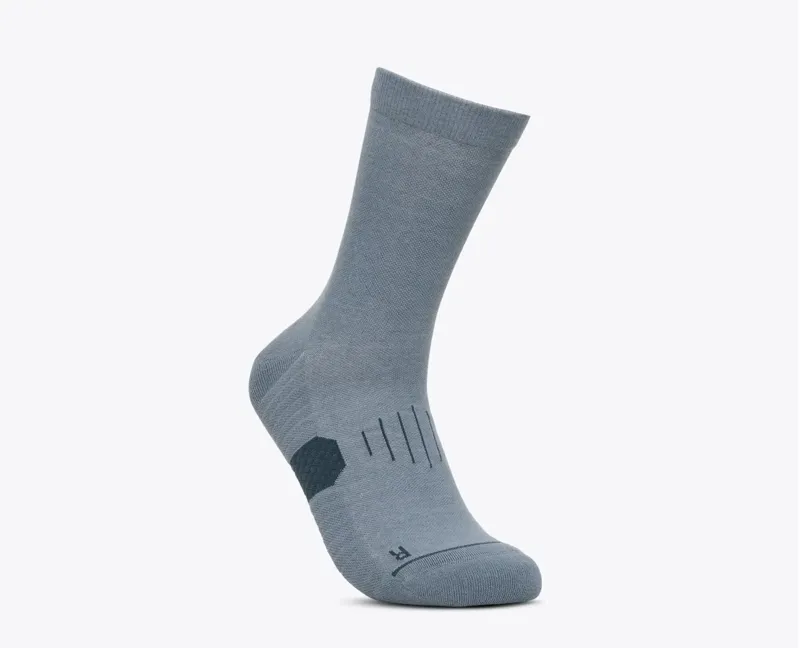 Hoka Men's Graphic Crew Run Socks in Washed Blue