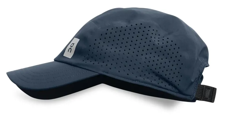 On Running Unisex Lightweight Cap in Navy 
