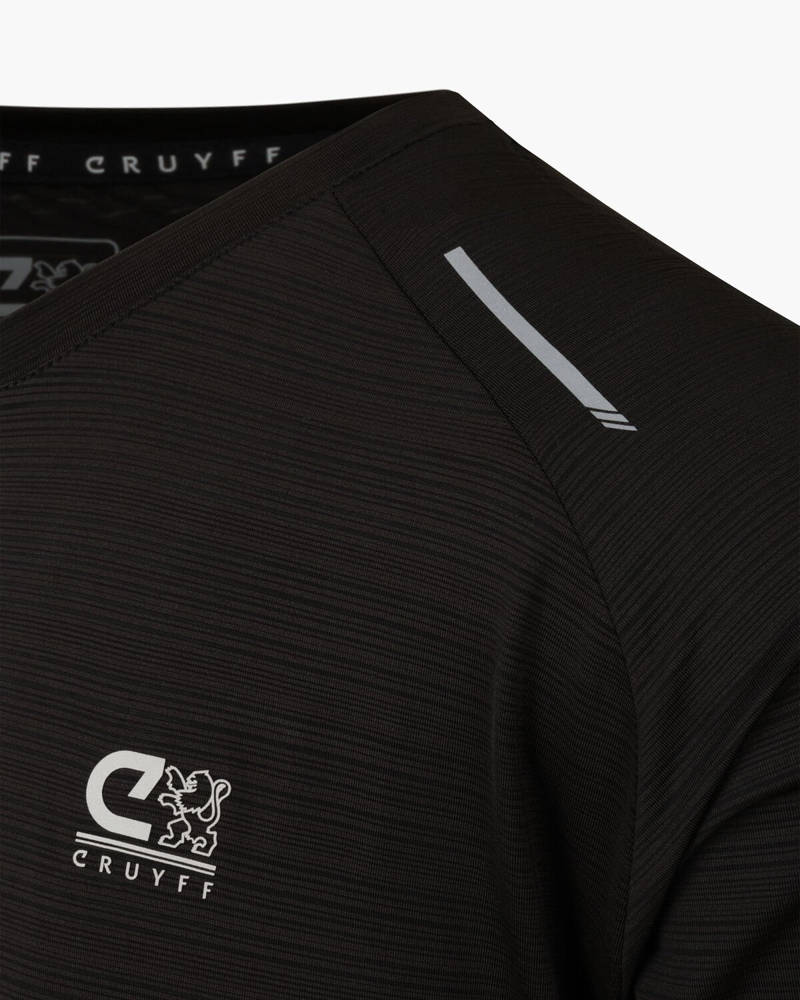 Cruyff Men's Degrees T-Shirt in Black-5