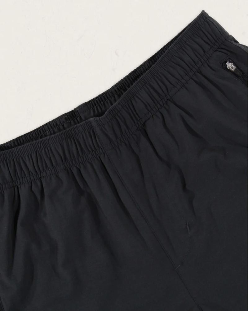 Passenger Men's Traveller Organic All Purpose Shorts in Black-2