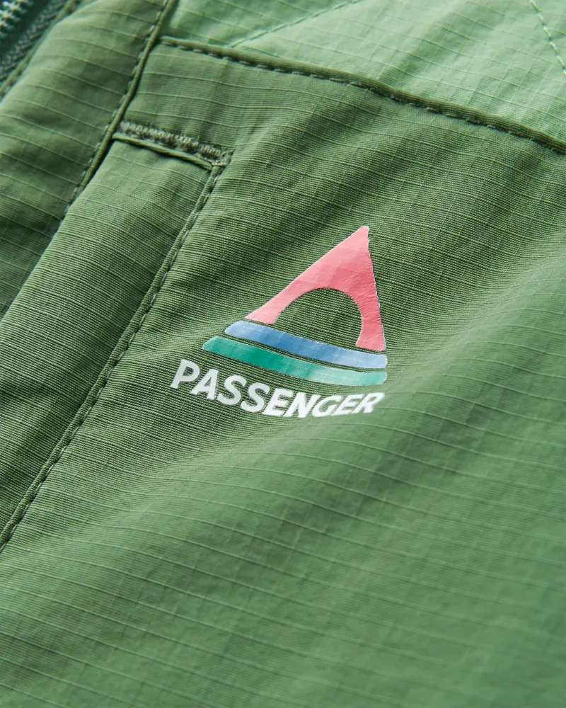 Passenger Women's Lara Quilted Jacket in Faded Denim/Stem Green-2