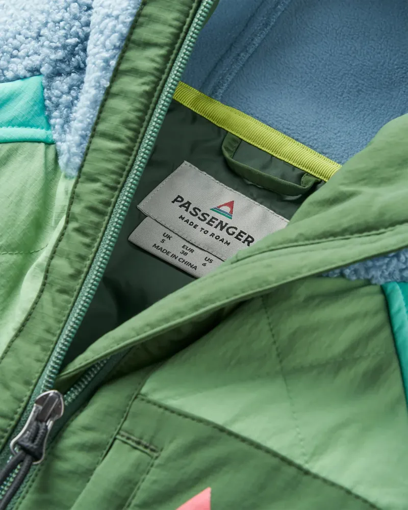 Passenger Women's Lara Quilted Jacket in Faded Denim/Stem Green-4