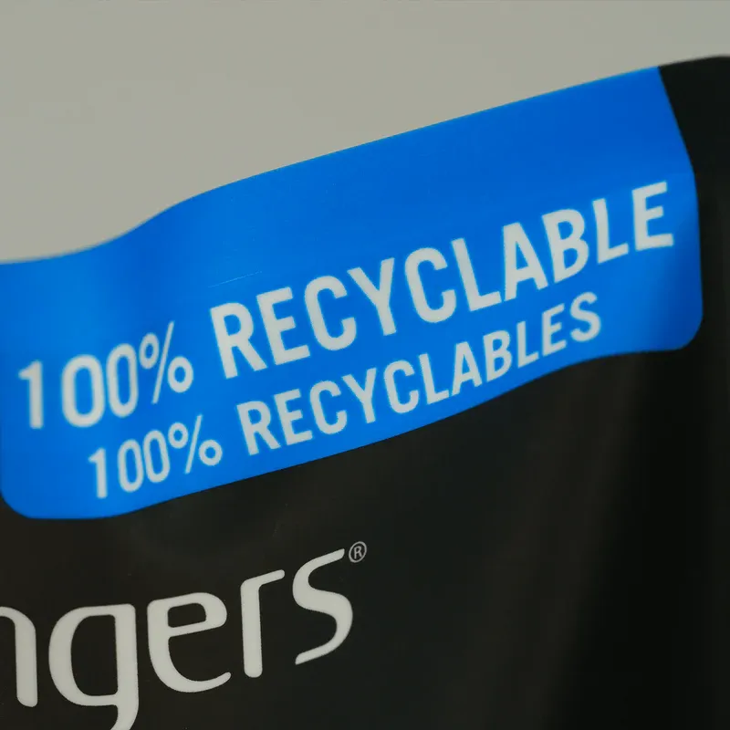 Grangers Pouch Wash and Repel Clothing 2-in-1 - 1L-3