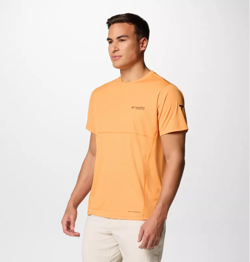 Columbia Men's Cirque River Pro Graphic Crew Tee in Koi-1