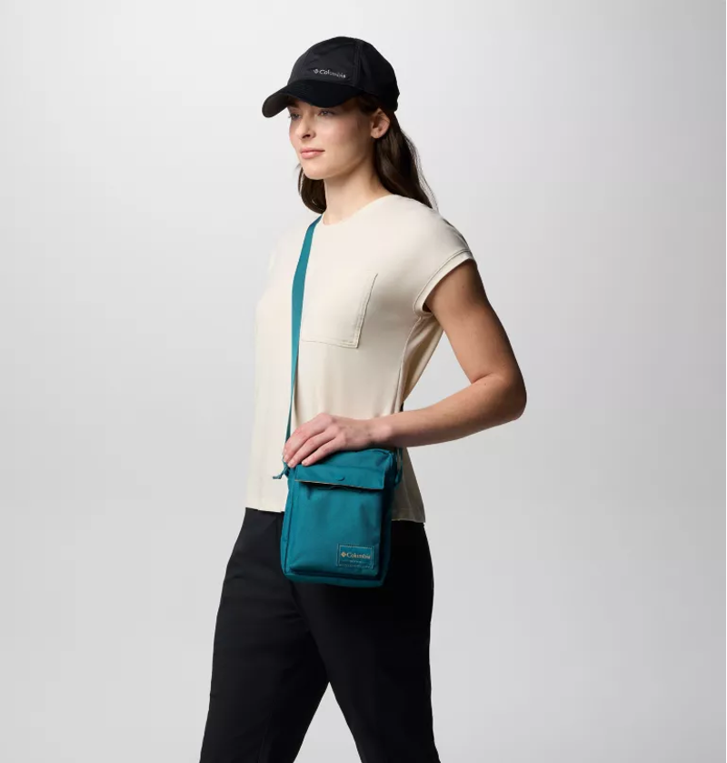 Columbia Zigzag II Side Bag in River Blue-4
