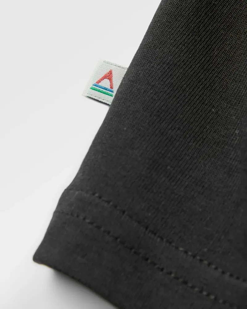 Passenger Men's Cutout Organic Cotton T-Shirt in Black-8