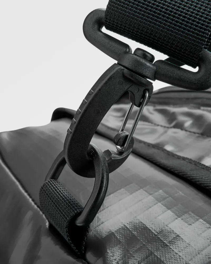 Passenger Roamer Recycled 60L Duffel Bag in Phantom Black-12