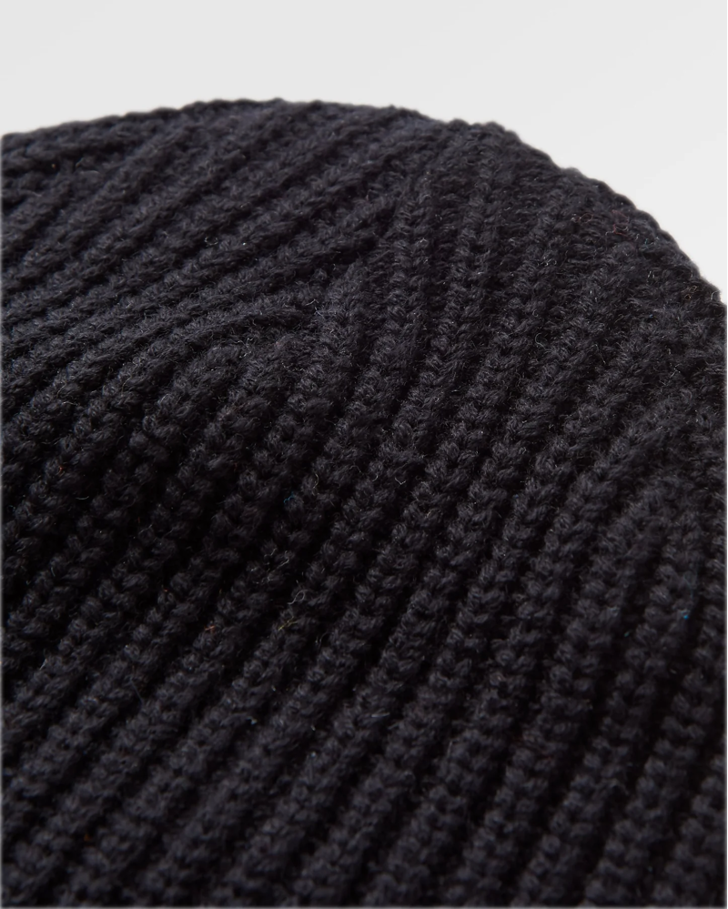 Passenger Beechwood Fleece Lined Recycled Beanie in Black-2